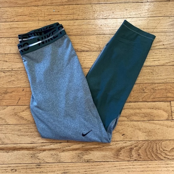 Nike dri-fit leggings - Picture 1 of 3